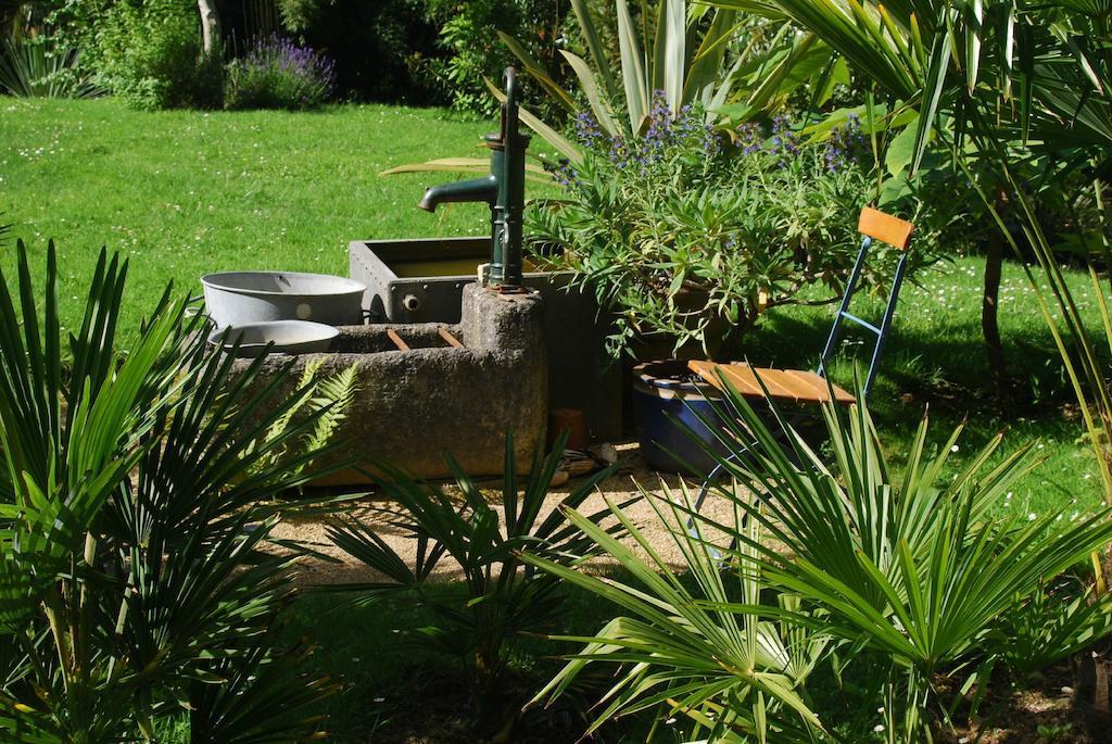 Вілла Un Jardin En Pente Douce Locquenole Номер фото